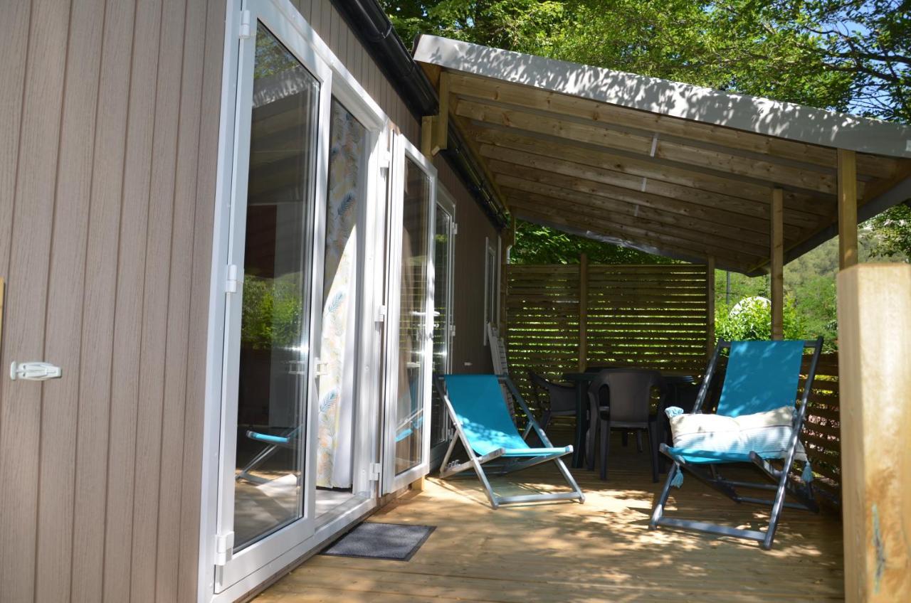 Hotel Domaine Les Chenes Blancs Saint-Saturnin-d'Apt Exterior foto