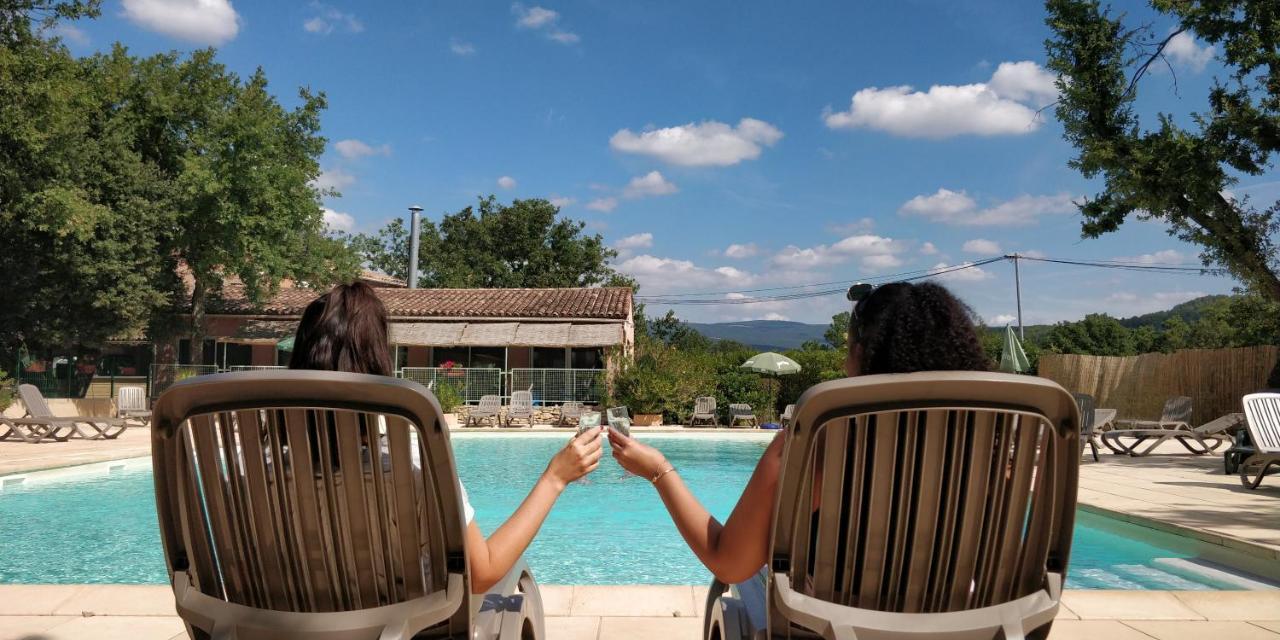Hotel Domaine Les Chenes Blancs Saint-Saturnin-d'Apt Exterior foto