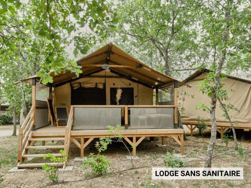 Hotel Domaine Les Chenes Blancs Saint-Saturnin-d'Apt Exterior foto
