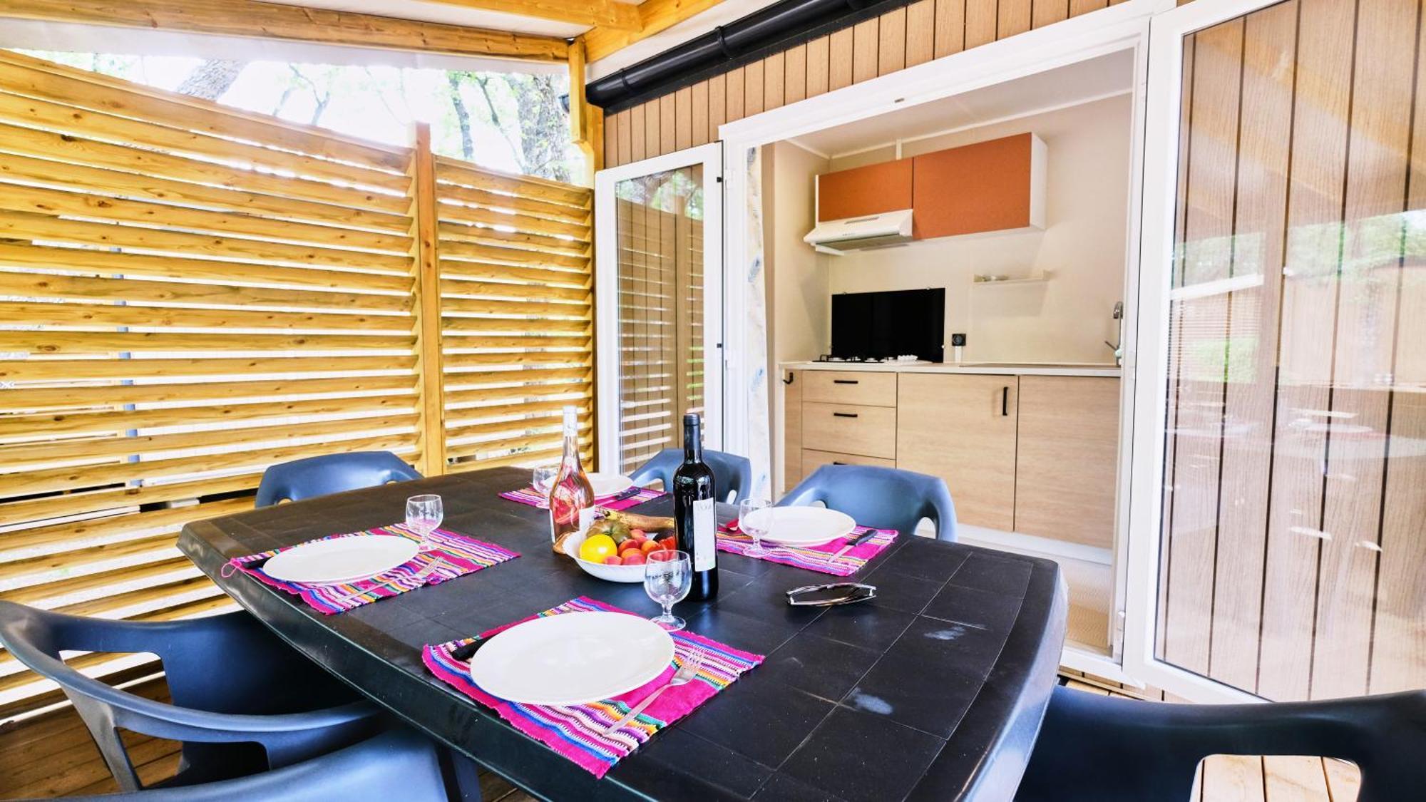 Hotel Domaine Les Chenes Blancs Saint-Saturnin-d'Apt Exterior foto